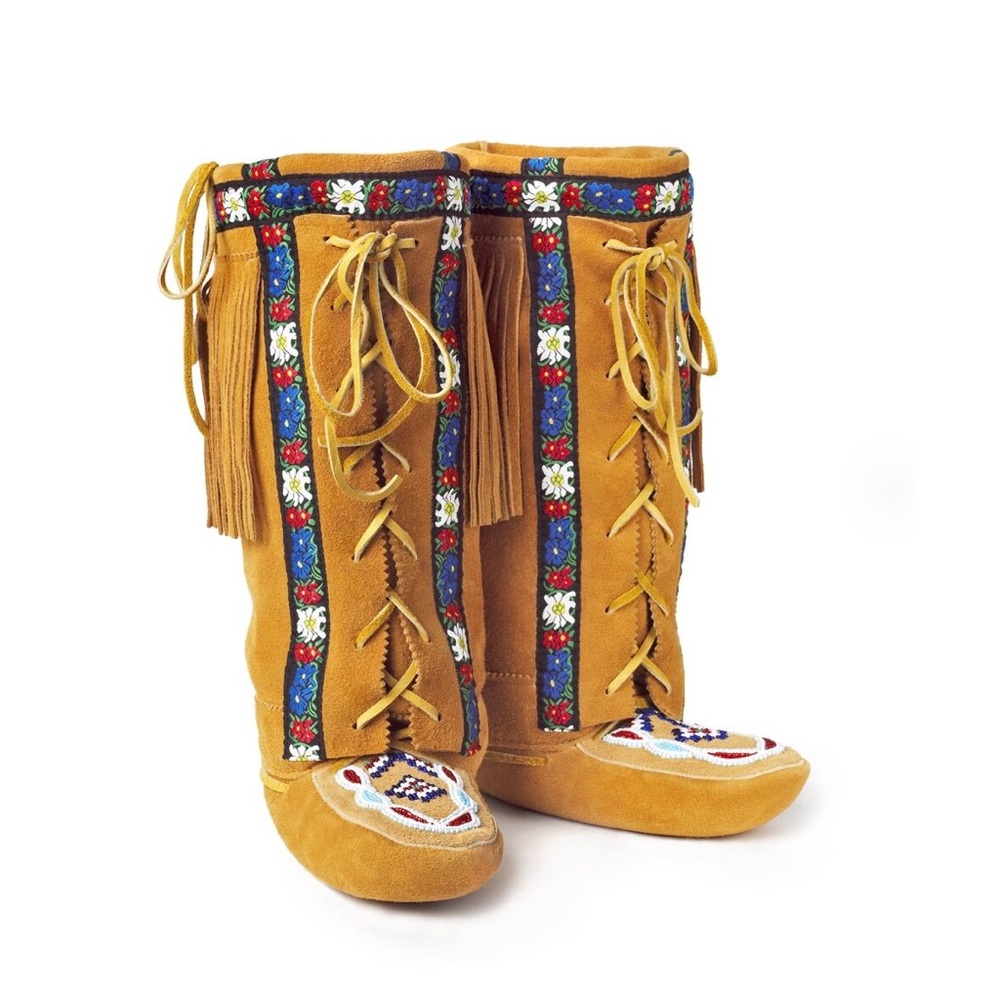 Limited-Edition Annie McKay Mukluk - Picture 10 of 12